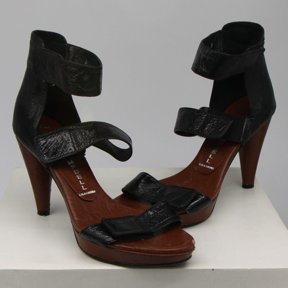 Jeffrey Campbell Ibiza heels 4” heel size 9, leather